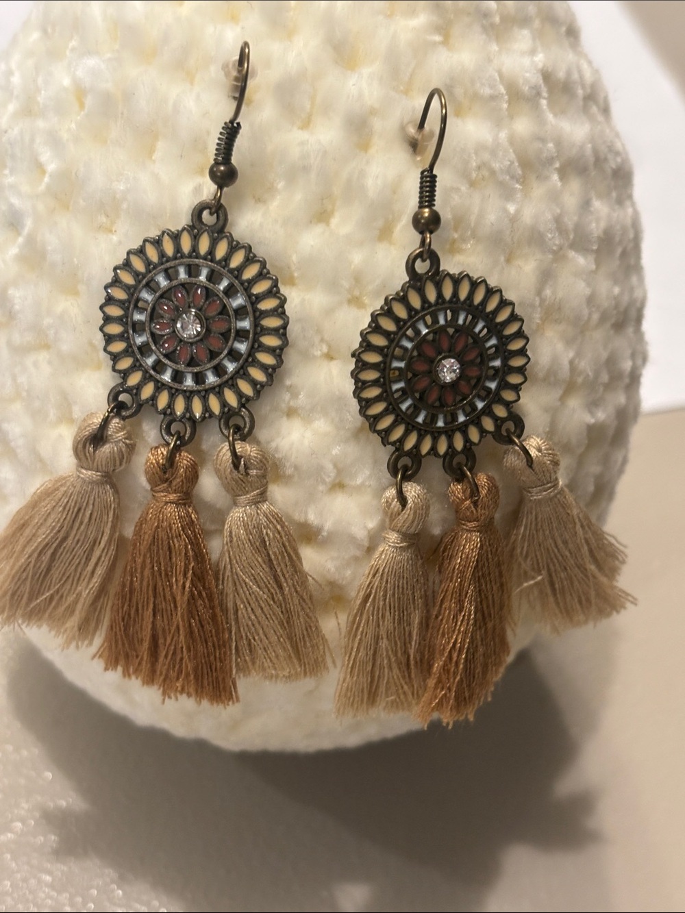 Boho Tassel Drop Earrings - Beige & Gold